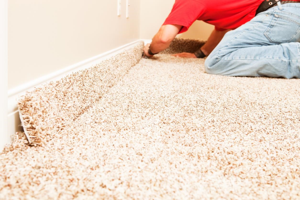 should you replace moldy carpet