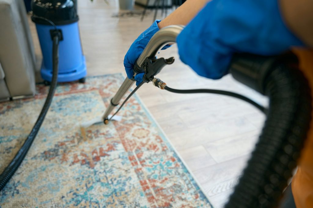 how to clean a carpet cleaner How to Clean a Carpet Cleaner: Step by Step Guide